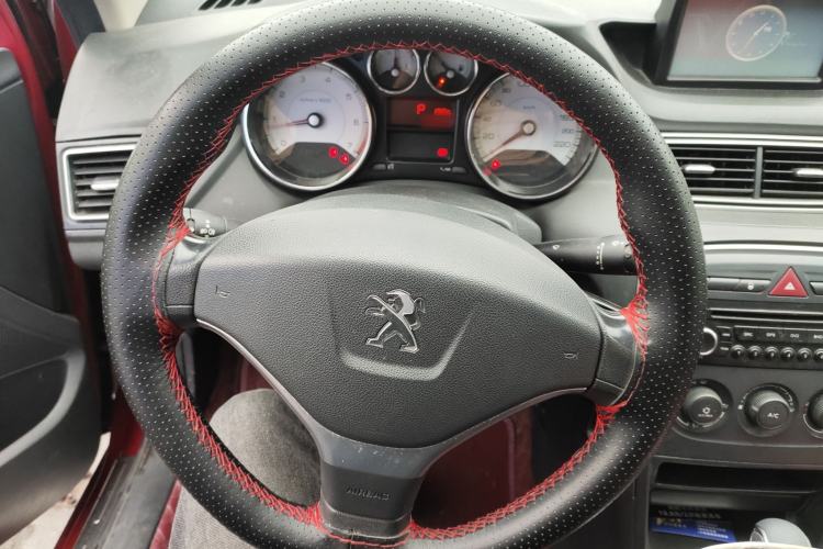 Used Peugeot 308 2013 1.6L Automatic YouShang Model Steering Wheel