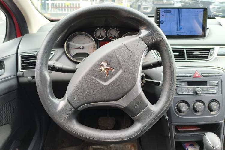 Used Peugeot 308 2013 1.6L Automatic YouShang Model Steering Wheel
