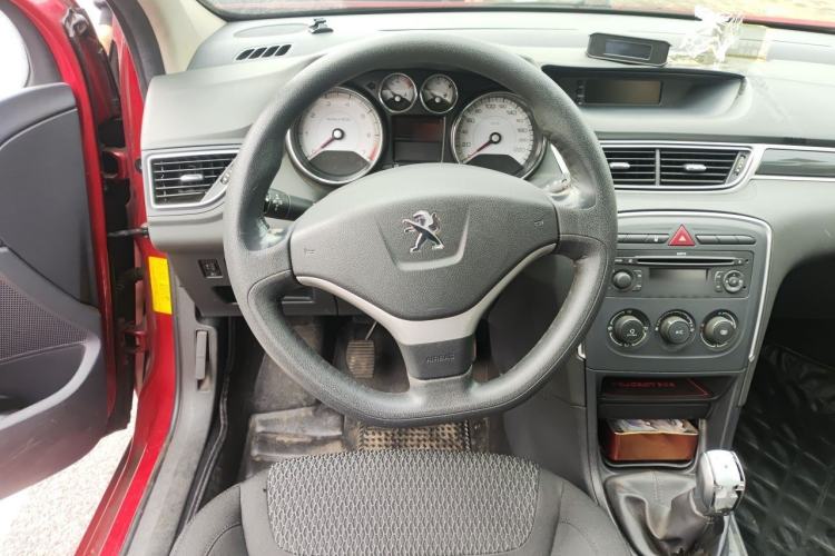 Used Peugeot 308 2013 1.6L Manual YouShang Model Steering Wheel