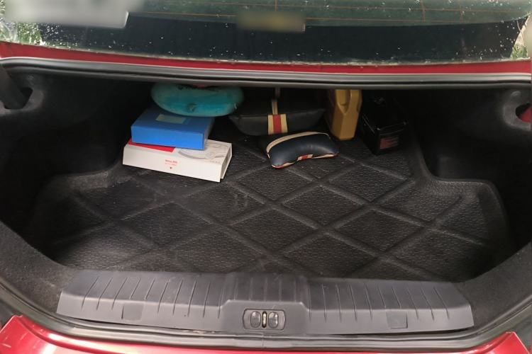 Used Peugeot 308 2013 1.6L Automatic Fashion Model Trunk
