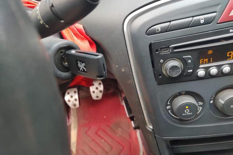 Used Peugeot 308 2013 1.6L Manual YouShang Model Vehicle Key