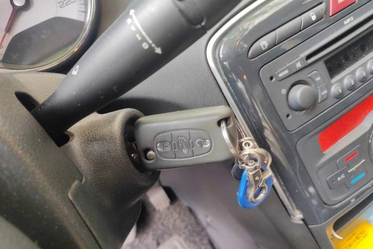 Used Peugeot 308 2013 1.6L Automatic Fashion Model Vehicle Key