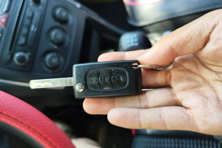 Used Peugeot 308 2013 1.6L Manual YouShang Model CNG Vehicle Key