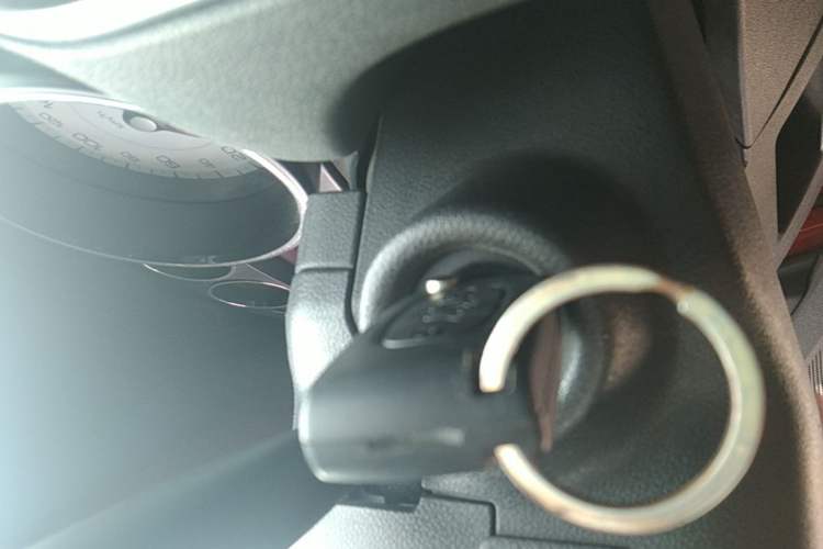 Used Peugeot 308 2013 1.6L Automatic Fashion Model Vehicle Key