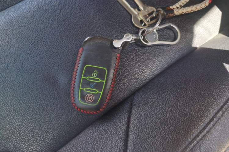Used Peugeot 308 2013 1.6L Automatic Fashion Model Vehicle Key