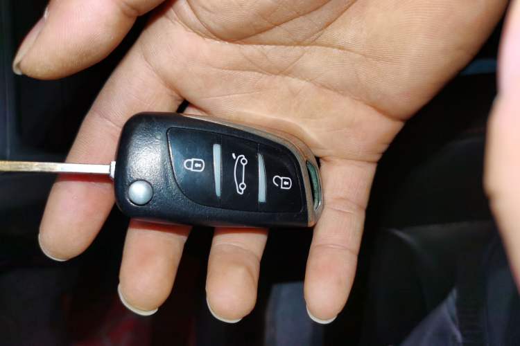 Used Peugeot 308 2013 1.6L Manual YouShang Model Vehicle Key