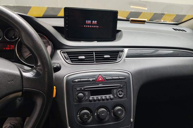 Used Peugeot 308 2013 1.6L Manual YouShang Model Audio And AC Panel