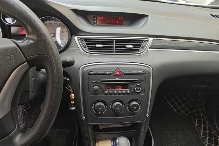 Used Peugeot 308 2013 1.6L Automatic YouShang Model Audio And AC Panel