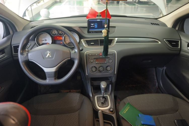 Used Peugeot 308 2013 1.6L Automatic YouShang Model Center Console