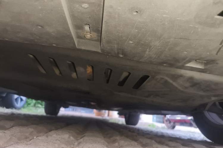 Used Peugeot 308 2013 1.6L Manual YouShang Model Chassis Front