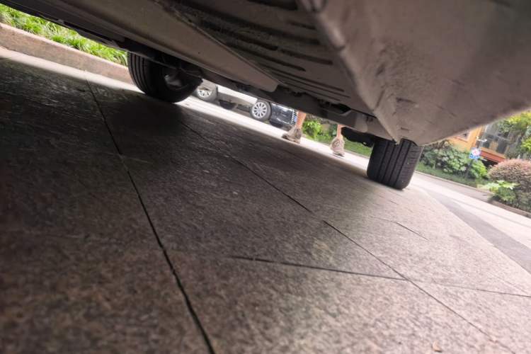 Used Peugeot 308 2013 1.6L Manual YouShang Model Chassis Front Left