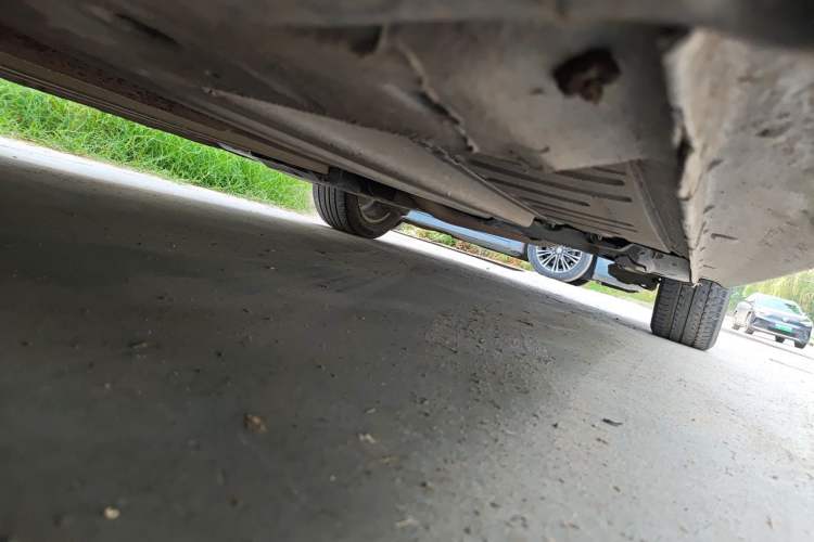 Used Peugeot 308 2013 1.6L Manual YouShang Model Chassis Front Left