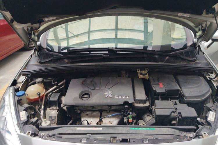 Used Peugeot 308 2013 1.6L Manual YouShang Model Engine Bay