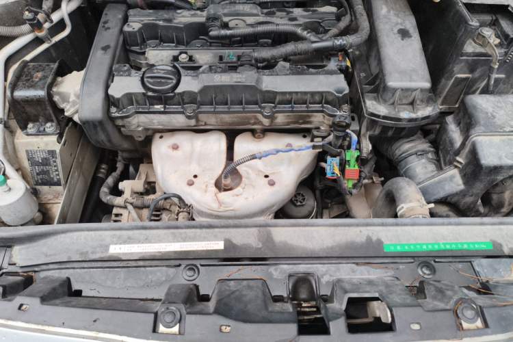 Used Peugeot 308 2013 1.6L Manual YouShang Model Engine Bay