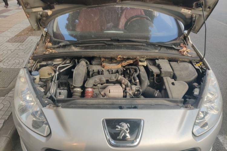 Used Peugeot 308 2013 1.6T SW Fashion Edition Engine Bay