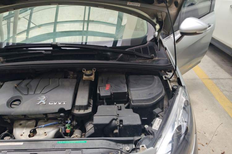 Used Peugeot 308 2013 1.6L Manual YouShang Model Engine Bay Left