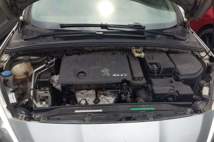 Used Peugeot 308 2013 1.6L Automatic YouShang Model Engine Bay