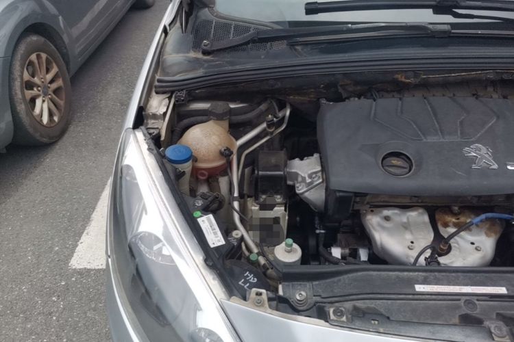 Used Peugeot 308 2013 1.6L Automatic YouShang Model Engine Bay Right