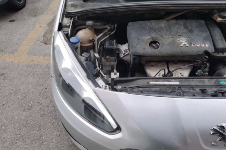 Used Peugeot 308 2013 1.6L Manual YouShang Model Engine Bay Right