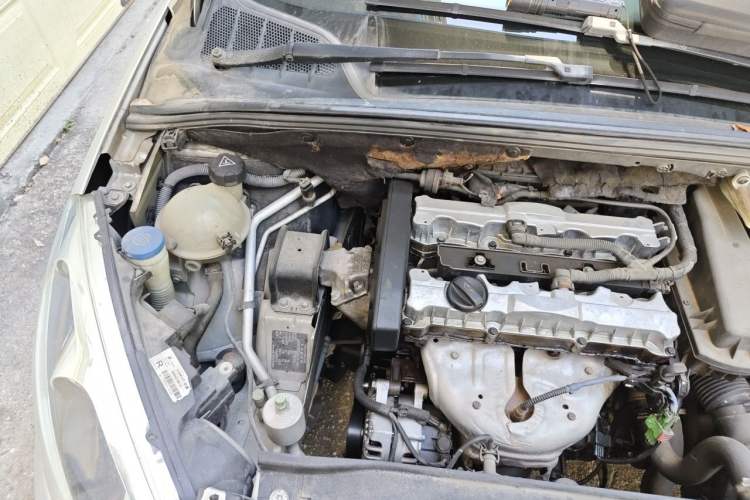 Used Peugeot 308 2013 1.6L Automatic YouShang Model Engine Bay Right