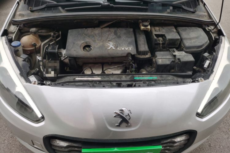 Used Peugeot 308 2013 1.6L Manual YouShang Model Engine Bay