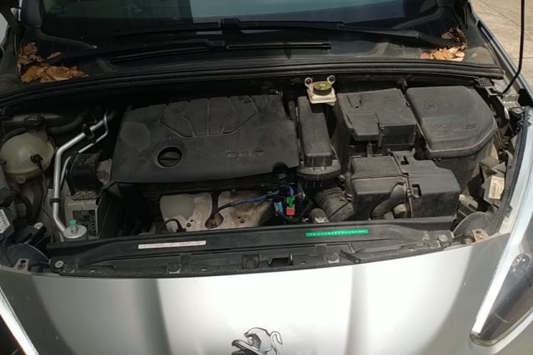 Used Peugeot 308 2013 1.6L Automatic YouShang Model Engine Bay