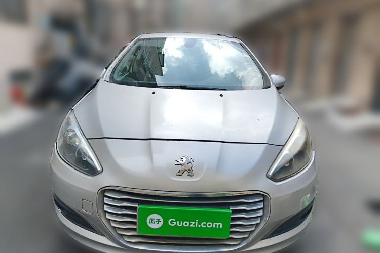 Used Peugeot 308 2013 1.6L Manual YouShang Model Front