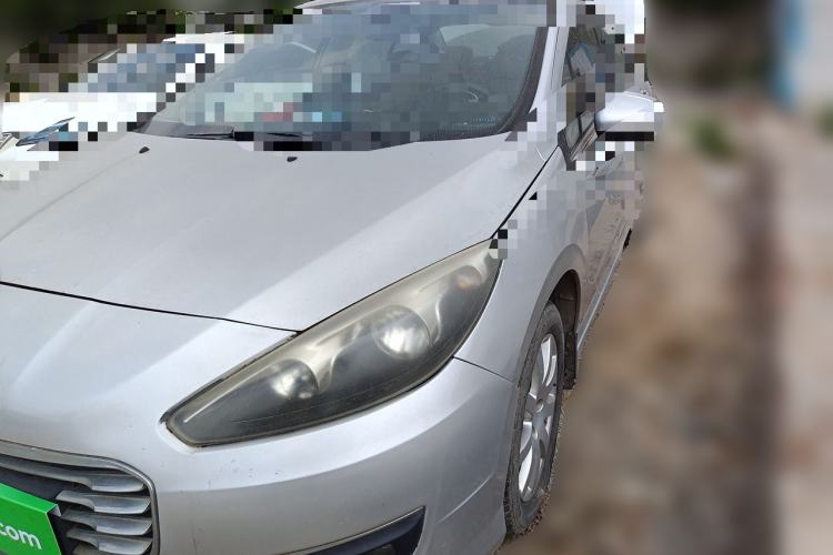 Used Peugeot 308 2013 1.6L Manual Fashion Model Front Right 45 Deg