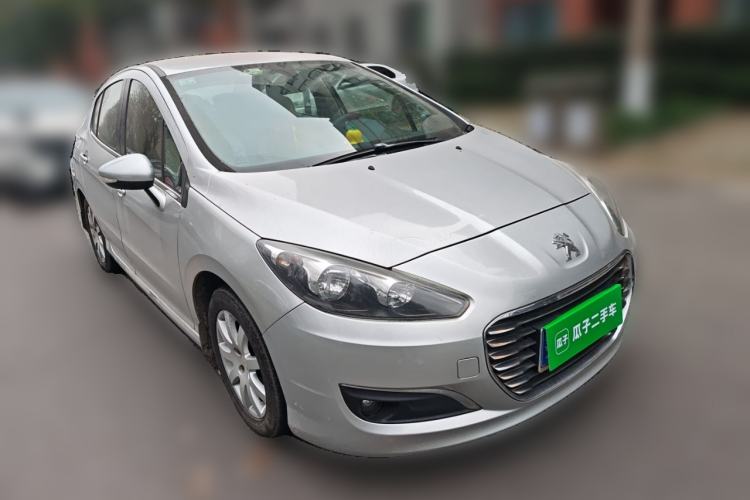 Used Peugeot 308 2013 1.6L Manual YouShang Model Front Right 45 Deg