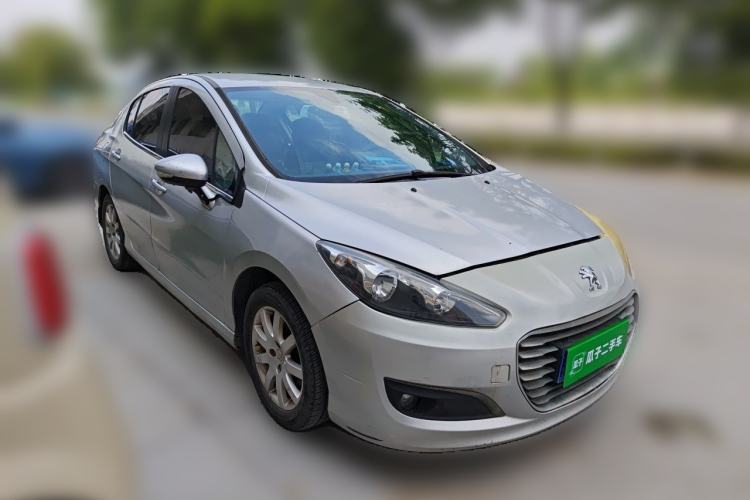 Used Peugeot 308 2013 1.6L Manual YouShang Model Front Right 45 Deg