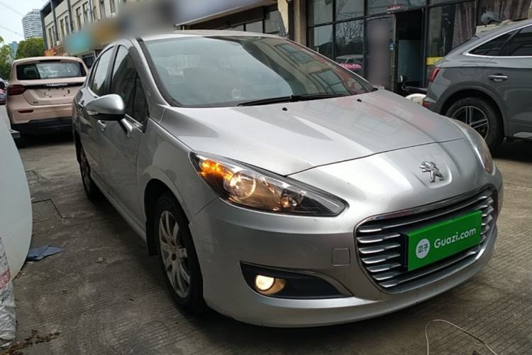 Used Peugeot 308 2013 1.6L Automatic YouShang Model Front Right 45 Deg