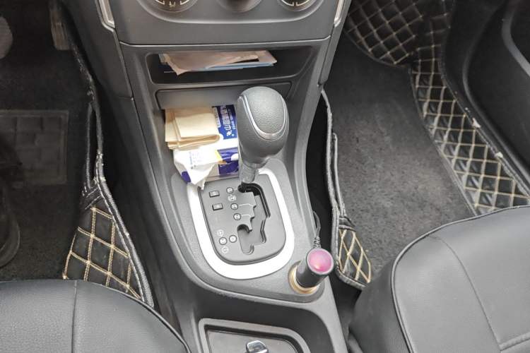 Used Peugeot 308 2013 1.6L Automatic YouShang Model Gear Lever