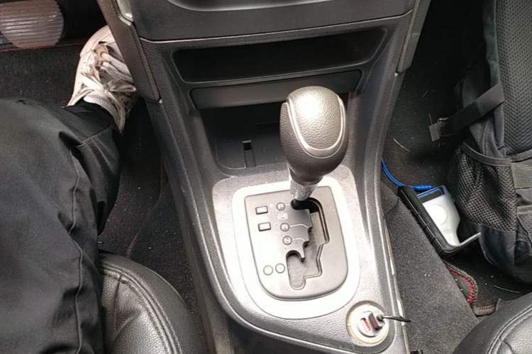 Used Peugeot 308 2013 1.6L Automatic YouShang Model Gear Lever