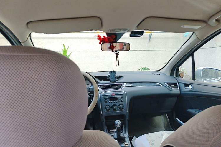 Used Peugeot 308 2013 1.6L Manual YouShang Model Headliner