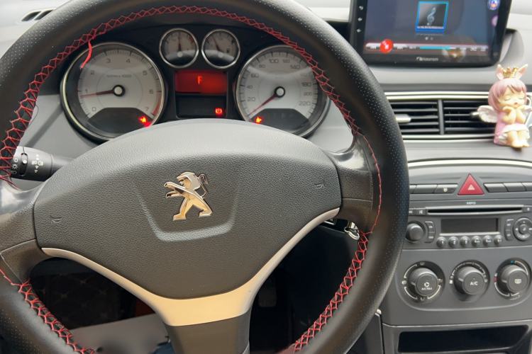 Used Peugeot 308 2013 1.6L Automatic YouShang Model Interior 3