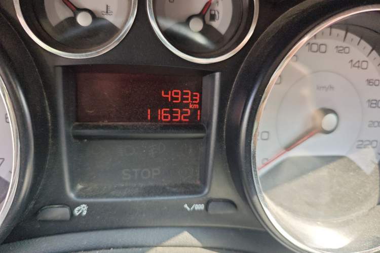 Used Peugeot 308 2013 1.6L Manual YouShang Model Odometer Close Up