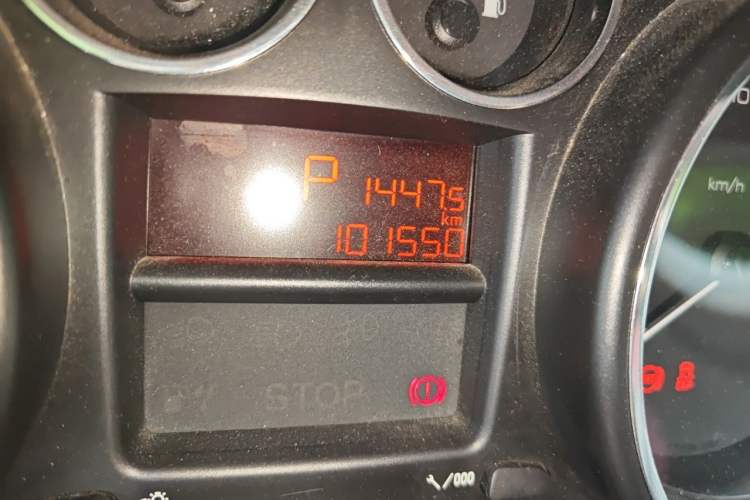Used Peugeot 308 2013 1.6T SW Fashion Edition Odometer Close Up