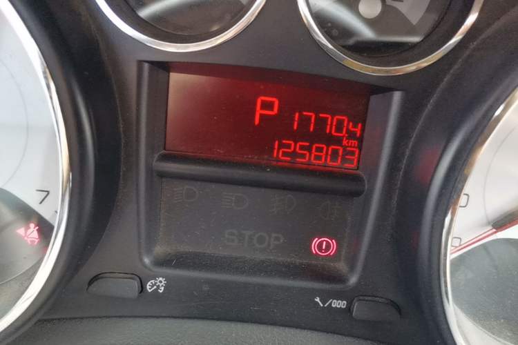 Used Peugeot 308 2013 1.6L Automatic YouShang Model Odometer Close Up