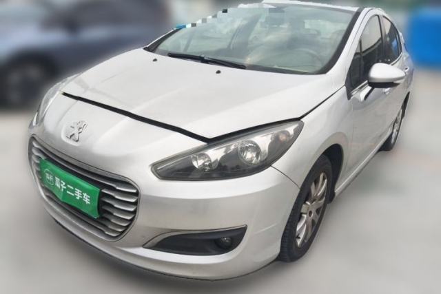 Ojetý Peugeot 308 2013 1.6L Automatic YouShang Model