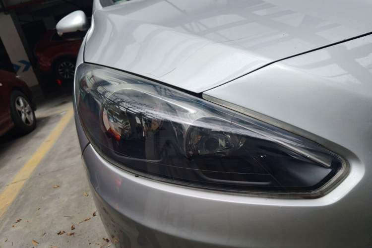 Used Peugeot 308 2013 1.6L Manual YouShang Model Right Front Headlight