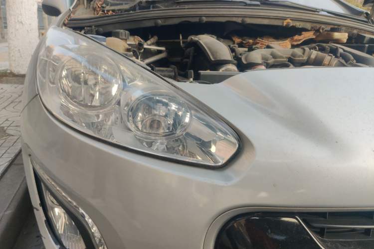 Used Peugeot 308 2013 1.6T SW Fashion Edition Right Front Headlight