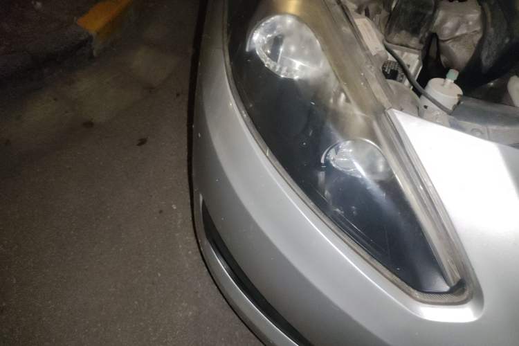 Used Peugeot 308 2013 1.6L Automatic YouShang Model Right Front Headlight