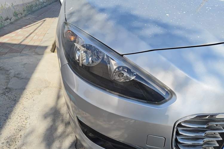 Used Peugeot 308 2013 1.6L Automatic YouShang Model Right Front Headlight