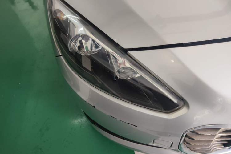 Used Peugeot 308 2013 1.6L Automatic YouShang Model Right Front Headlight