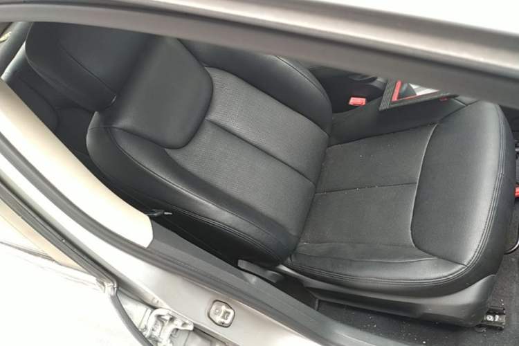 Used Peugeot 308 2013 1.6L Automatic YouShang Model Right Front Seat