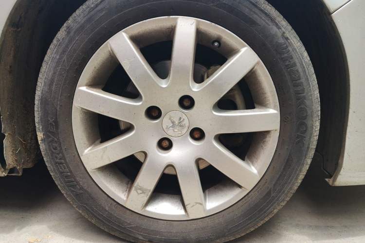 Used Peugeot 308 2013 1.6L Manual YouShang Model Right Front Wheel Hub