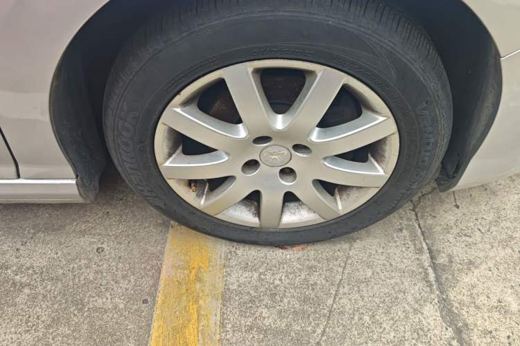 Used Peugeot 308 2013 1.6L Manual YouShang Model Right Front Wheel Hub