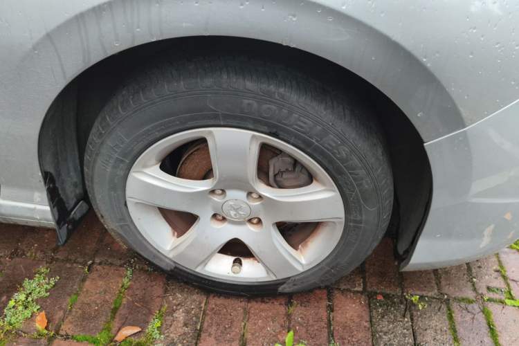 Used Peugeot 308 2013 1.6L Manual YouShang Model Right Front Wheel Hub