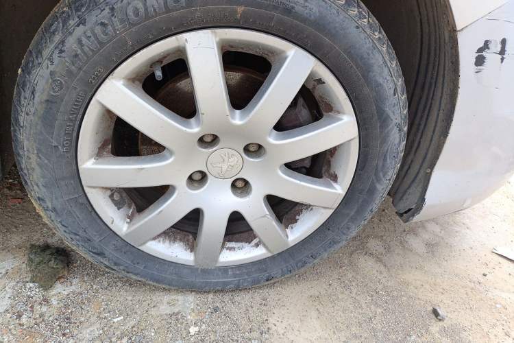 Used Peugeot 308 2013 1.6L Manual Fashion Model Right Front Wheel Hub
