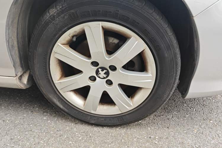Used Peugeot 308 2013 1.6T SW Fashion Edition Right Front Wheel Hub